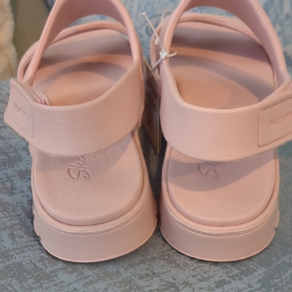 Skechers New Women's Archfit Pink Foamies Sandals - Picture 6 of 7